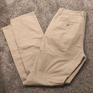 Bonobos 34/34 slim fit lightweight chinos/khakis